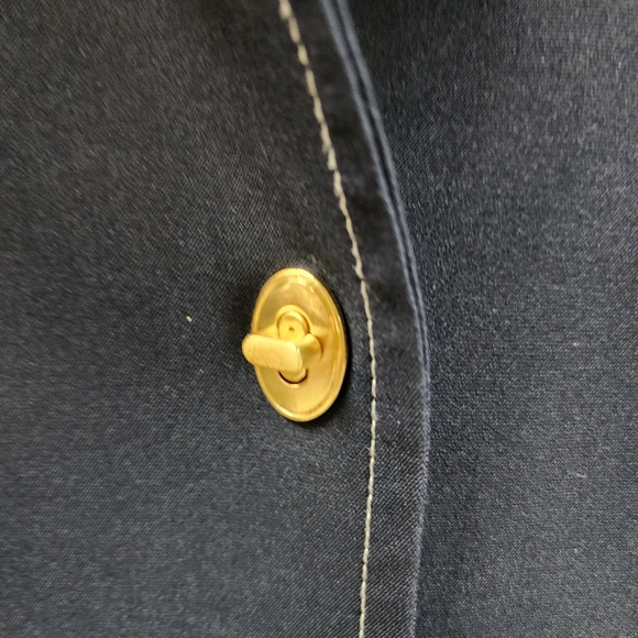 St. John Jacket - Picture 6 of 9